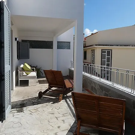 Дом отдыха Madeira Serenity